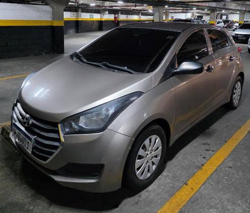 HYUNDAI HB20 1.0 COMFORT 12V FLEX 4P MANUAL HYUNDAI HB20 1.0 COMFORT 12V FLEX 4P MANUAL